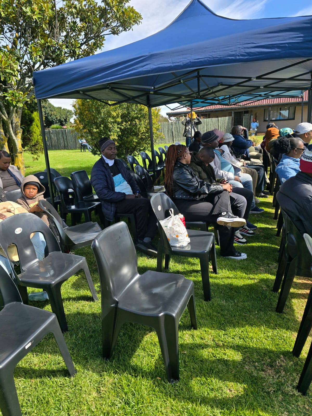 Group support under tent